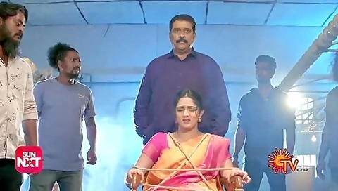Poove Unakkaga Bondage